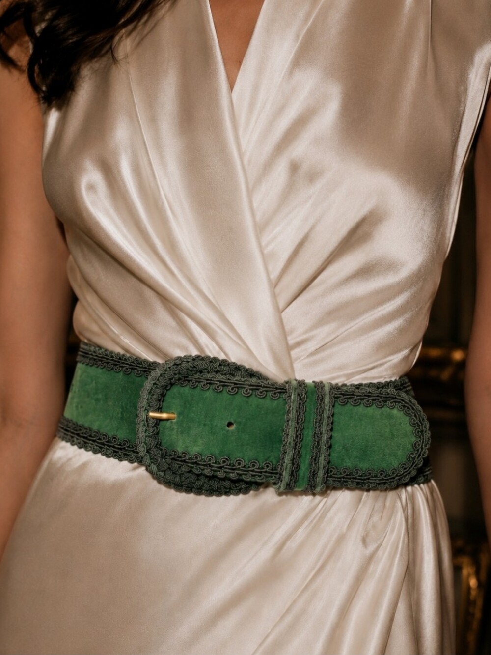 Vintage 80’s OMEGA Emerald Suede Waist Belt Style 4814 Medium